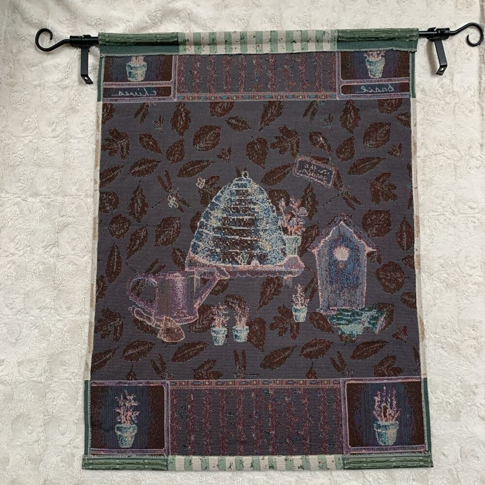 Pfaltzgraff Naturewood Beehive Garden Tapestry Wall Hanging With Rod Iron Rod - Picture 8 of 8